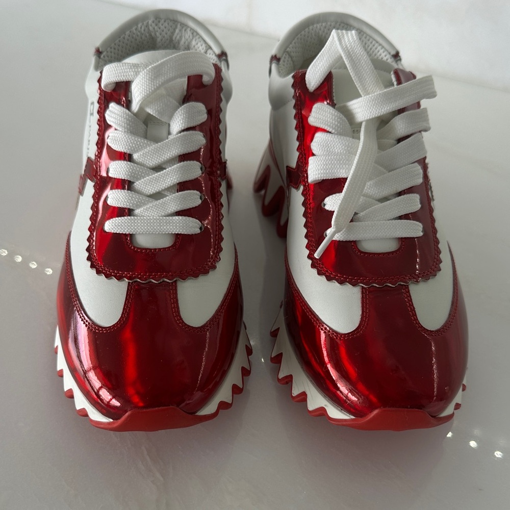Christian Louboutin Loubishark Red and White Metallic Sneakers 39.5 / 8.5 - 9 - Picture 12 of 13